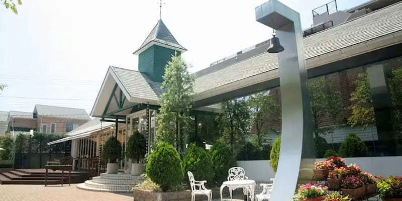 エグリーズ ドゥ 葉山庵 (eglise de Hayamaan)