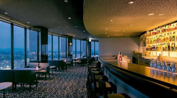 新横浜プリンスホテル|トップ オブ ヨコハマ バーラウンジ
